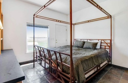 St. Charles Casa | Serene Seaside In St. Charles Beachfront Farmhouse