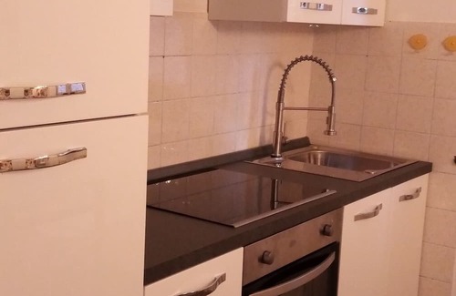 Hehlen Apartamento | Fewo Summertime Direkt an der Weser mit Schloß+weserblick und Idyllischem Garten