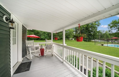 Millrift Cabaña | Romantic Cottage for Two in the Pocono's