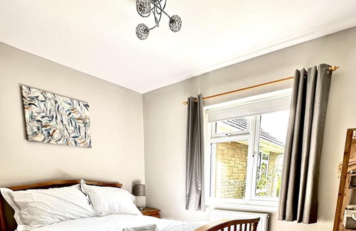 Charlton Horethorne Cabaña | Renovated Cottage in Sherborne with Stunning Views