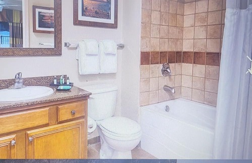 Round Hill Village Apartamento | Cozy 1-bedroom apartment with WiFi and fitness room in lovely Zephyr Cove