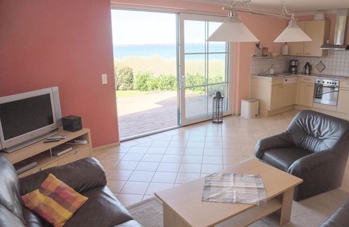 Rampe Apartamento | Holiday home with lake view