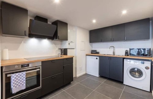 Upper Town Apartamento | Fabuleux Penthouse 3BR - Flagey 4