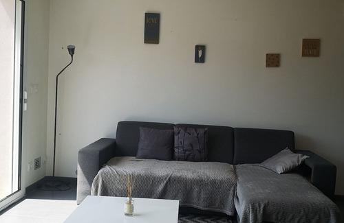 Sechilienne Apartamento | Studio Apartment "Spacieux Vue Montagne" with Mountain View, Balcony & Wi-Fi