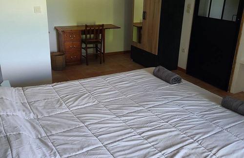 Brives-sur-Charente Cama Y Desayuno | Les Roses Chambre Avec vue sur Jardin