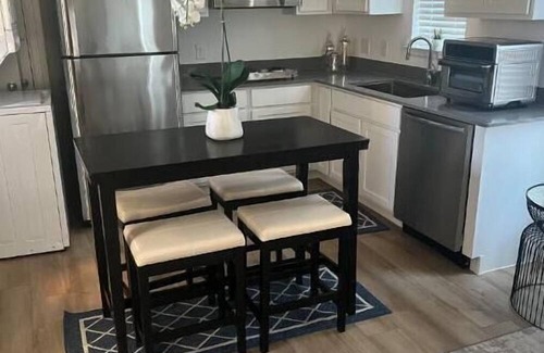 Rosenberg Casa | Beautiful comfortable one bed room home.