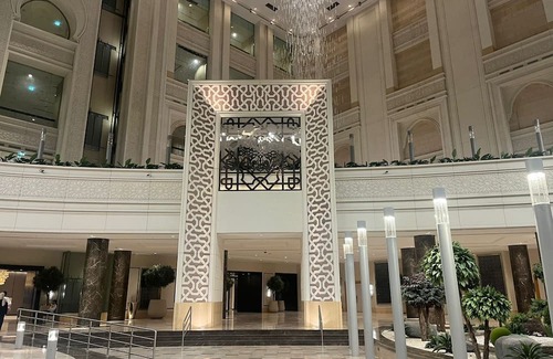 Mecca Casa | A journey of a lifetime! Experience luxury and comfort at Address Jabal Omar.