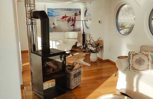 Golzheim Apartamento | Houseboat for 4 guests with 75m² in Düsseldorf (246309)