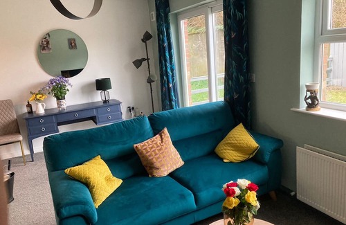 Ballycastle Casa | Fabulous holiday cottage on the North Coast 3 minute drive to beach!