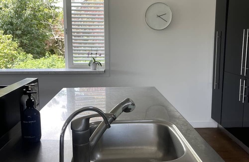 Remuera Casa | Spacious Haven in Prime Location: Your Ideal Holiday Getaway