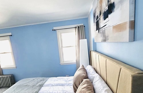 Norwood Park East Apartamento | Private apartment in desirable Norwood/Edison Park Chicago. Near Ohare Airport.