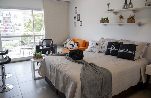 Campo Belo Apartamento | Camila’s Stays - Apartment in front of subway/metro with parking
