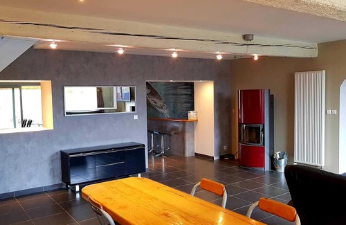 Aiguillon Casa | Homerez - Big property for 10 ppl. with terrace at Aiguillon
