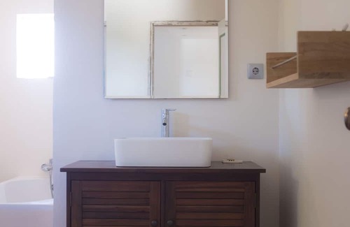Figueira Casa | Welcome to Casa das Escadinhas, a charming oasis in the Algarve.