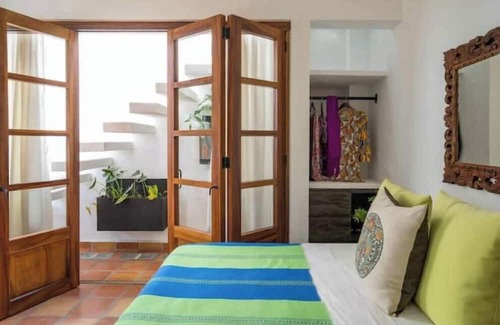 El Caloso Villa | Casa Dalusso : Boutique Old Town Hacienda with inner courtyard and pool