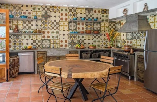 El Caloso Villa | Casa Dalusso : Boutique Old Town Hacienda with inner courtyard and pool