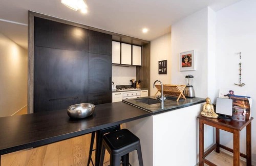 Abbotsford Apartamento | Charming 1-BR Apt w/Pool & Gym -15 mins from City!