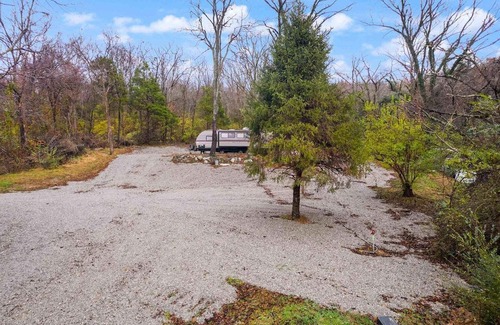 Burnside Casa | Private camping less than a mile from marina AND General Burnside State Park.