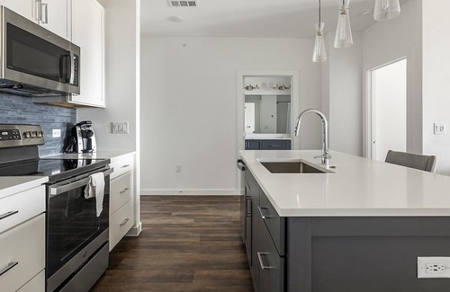 Austin Apartamento | Modern Apartment in Prime Location (ID1403X649)