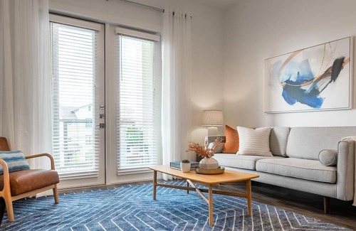 Austin Apartamento | Modern Apartment in Prime Location (ID1403X644)