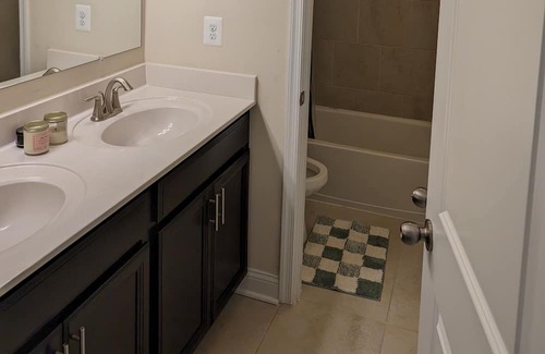 Gambrills Casa | Charming 3-bedroom 3.5 bath townhome in delightful Gambrills
