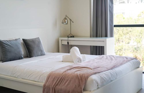 Lidcombe Apartamento | Olympic Parkside Haven + Free Parking