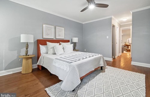 Forest Glen Apartamento | Tranquil, elegant living in the heart of Silver Spring!