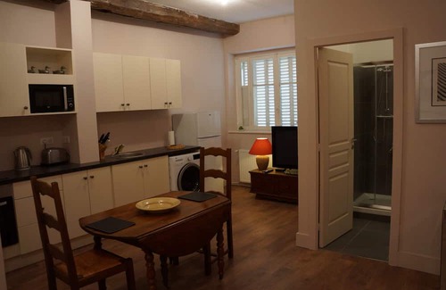 Charentonnay Cabaña | GITE TROIS BRIOUX Entire cottage in Charentonnay, France