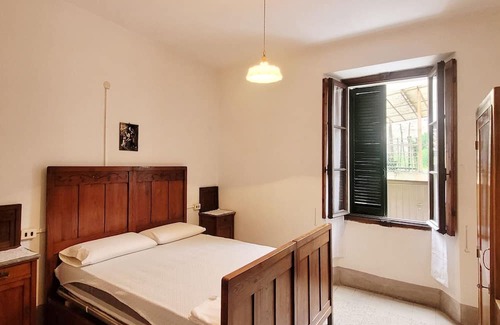 Taceno Casa | La Corte di Via Chiarello: Legnone