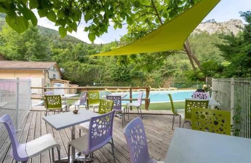 Orpierre Casa | Camping 4 étoiles - Piscine - eeeaef