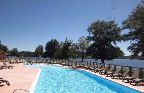 Canet-de-Salars Casa | Camping 4 étoiles - Parc aquatique - eeeaha