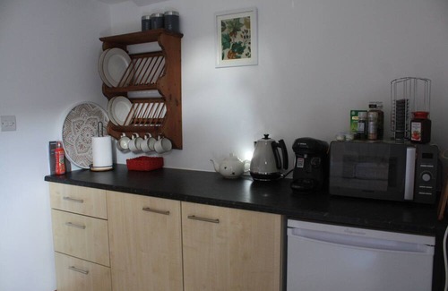 Lostwithiel Cabina | Wooden lodge set in countryside, close to River Fowey