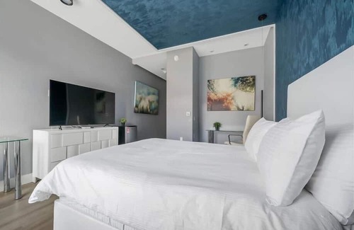 Port Morris Casa | Easy access to I-87 Studio Q BR | near NYC
