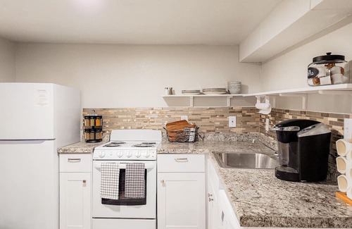Great Falls Apartamento | A Cozy Art District Studio