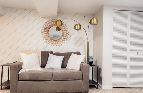 Great Falls Apartamento | A Cozy Art District Studio