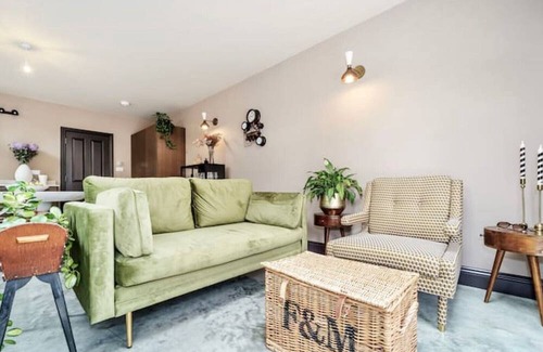 Shepherd's Bush Apartamento | Designer Garden Flat in Prime Location