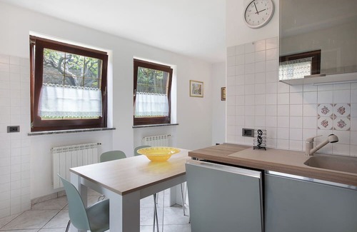 Charvensod Apartamento | Apartment 'Reditus' with Mountain View, Private Terrace and Wi-Fi