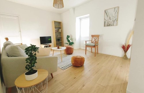 Sainte-Anne - Zone portuaire Apartamento | Appartement Paisible et Confortable - Centre, Bord de Loire et Proche Tramway