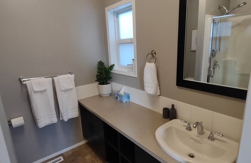 Grande Prairie Casa | Peaceful Home Away From Home- Clean, Fully-Stocked & Pet Friendly
