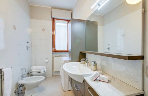 Meina Apartamento | Talisma Apartment Few Minutes From Lake, Meina, Italy