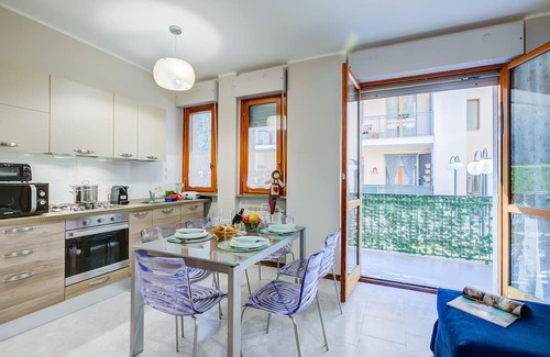 Meina Apartamento | Talisma Apartment Few Minutes From Lake, Meina, Italy