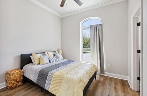 Saint Amant Casa | Maison de Riviere - Waterfront Home