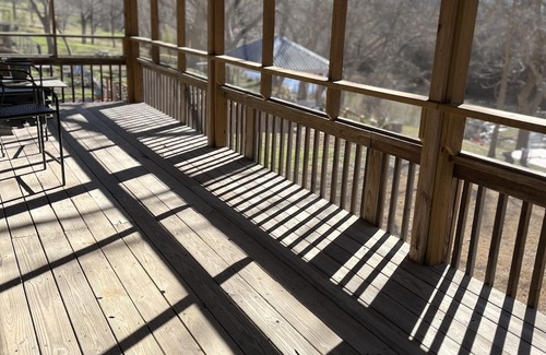 Leesville Casa | Serene riverfront property on the Guadalupe River