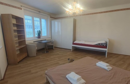 Podoli Apartamento | Apartmán Executive - Pankrác (90m2)