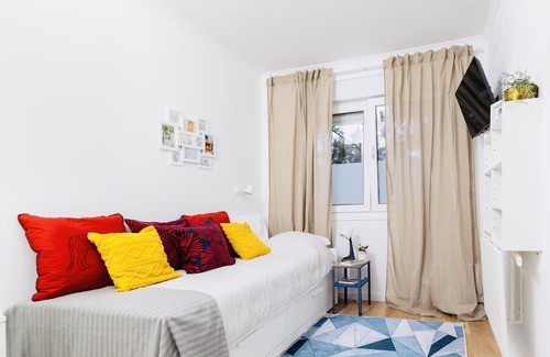 Carvoeira Apartamento | Modern 3 bedroom flat in Benfica Lisbon