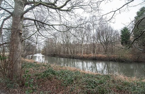 Doncaster Casa | A Stylish 2 Bed Riverside Home Doncaster