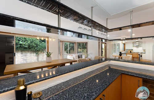 Wollongong Casa | Shell Cove Coastal Haven