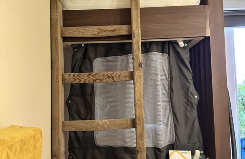 Municipality of Oisterwijk Apartamento | Welcome to our cozy Tiny House Ven, a charming space of 25m²