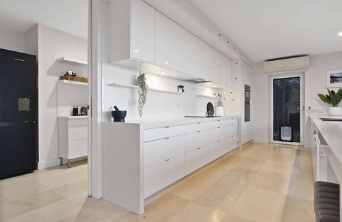 Lesmurdie Casa | Explore the serenity of Wattle Falls with a 4 Bedrooms, 3 Bathrooms Home