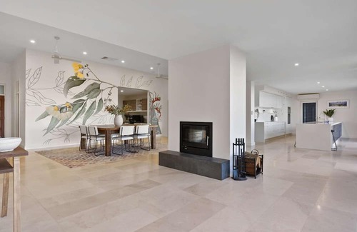 Lesmurdie Casa | Explore the serenity of Wattle Falls with a 4 Bedrooms, 3 Bathrooms Home